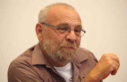 Alex Dancyg, 75 ans, historien de l'Holocauste, a été arrêté au kibboutz Nir-oz.