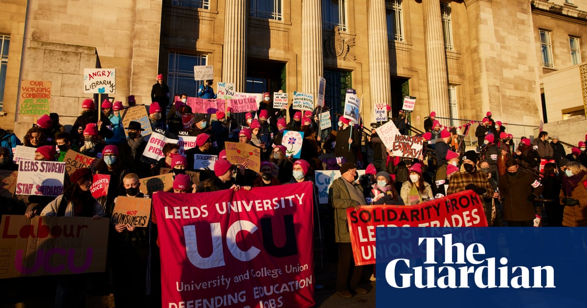 Refund students hit by English university strikes, says watchdog
