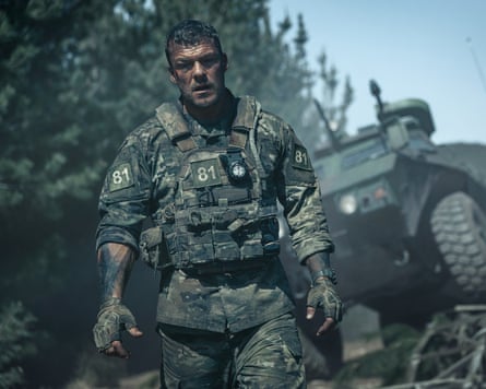Alan Ritchson in War Machine.