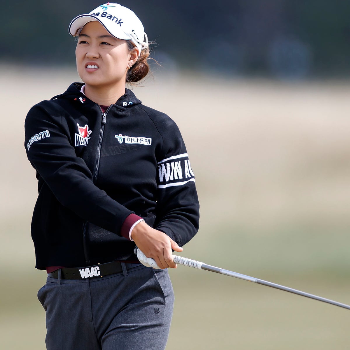 Minjee Lee in the hunt for Women's Open and a Scottish family double |  Women's Open | The Guardian