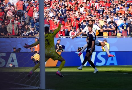 Ismael Saibari scores