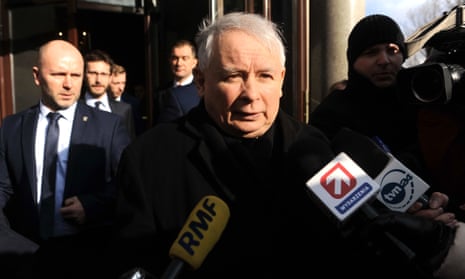 Poland’s leading daily feels full force of Jarosław Kaczyński’s anger ...