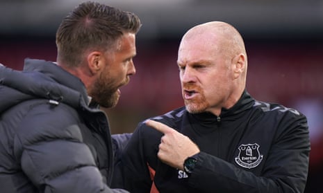 Everton manager Sean Dyche with his Luton counterpart Rob Edwards