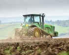 Agricoltura britannica in crisi: un terzo degli agricoltori non registra profitti a causa della Brexit e delle incertezze sul futuro del settore