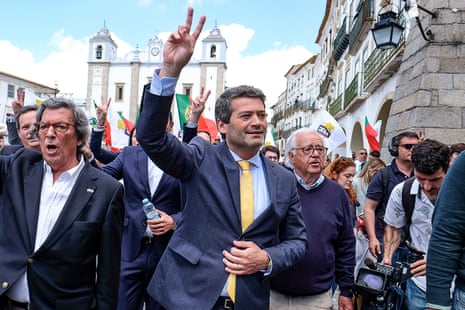 The president of Chega (Enough), Andre Ventura (C), during the campaign for the legislative elections, Evora, Portugal.
