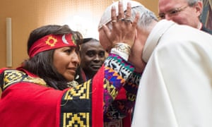 El Papa Francisco en Roma la semana pasada cuando dijo que los pueblos indígenas tienen derecho al "consentimiento previo e informado" con respecto a sus tierras y territorios.