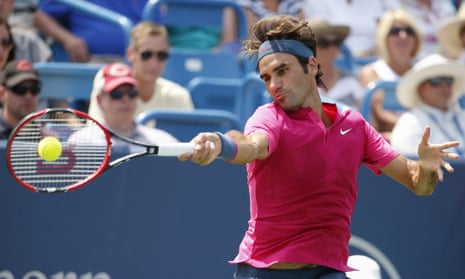 Federer through in Cincinnati as Roddick crashes Federer through in Cincinnati as Roddick crashes