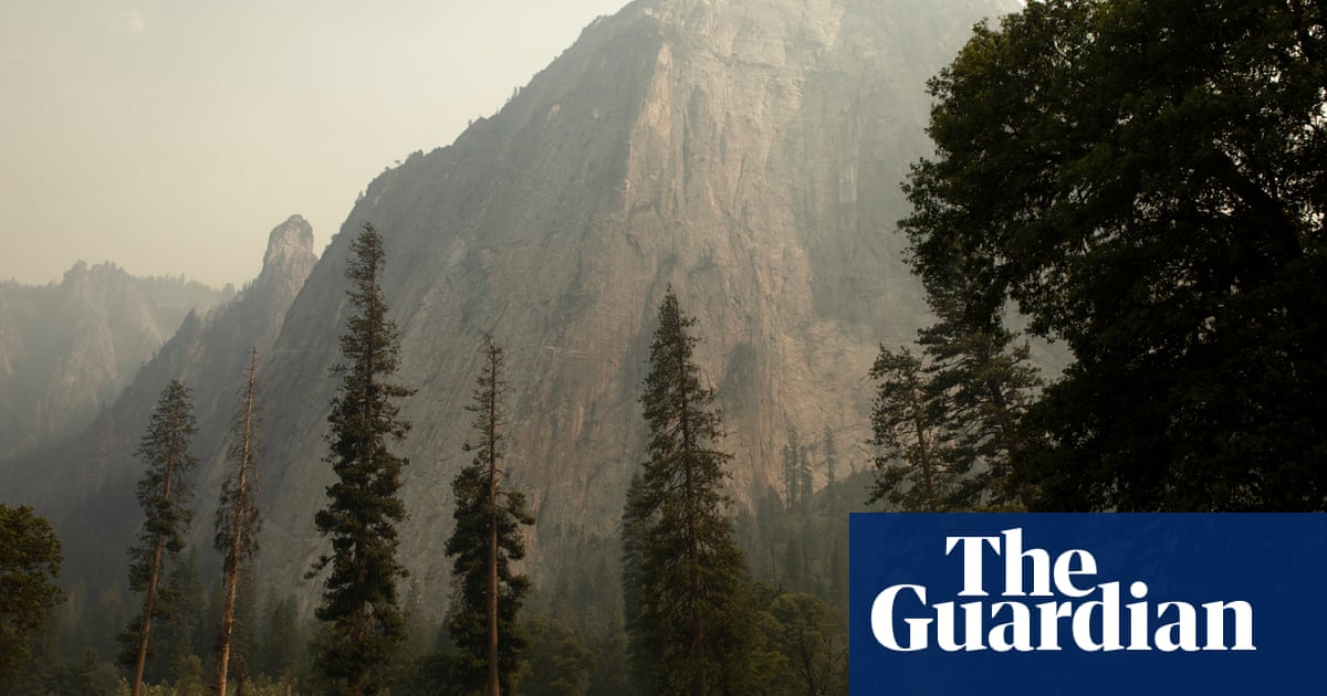 ‘Parks are wild by nature’: Yosemite visitors undeterred by raging forest fires