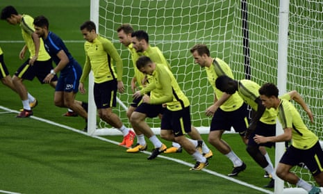 Tottenham Hotspur players loosen up in training at the Bernabéu on Monday as they finalise things for the Champions League group game with Real Madrid.