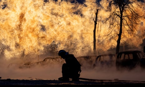 Russia's war with Ukraine accelerating global climate emergency, report shows | Climate crisis | The Guardian