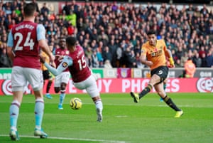 Jimenez shoots the rebound wide.
