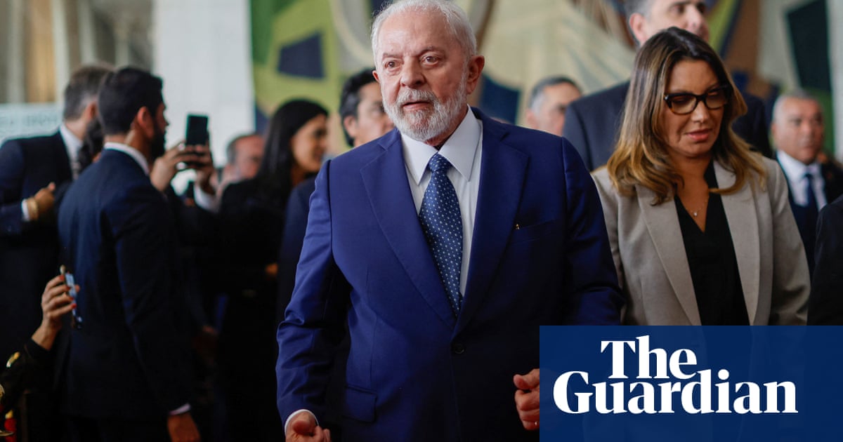 Бразилските лидери отбелязват първата годишнина от въстанието в Бразилия при