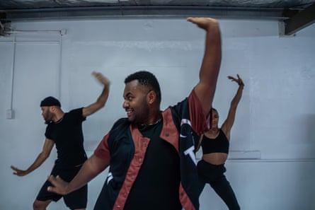 Lekima Waqavuki and friends during dance rehearsals.