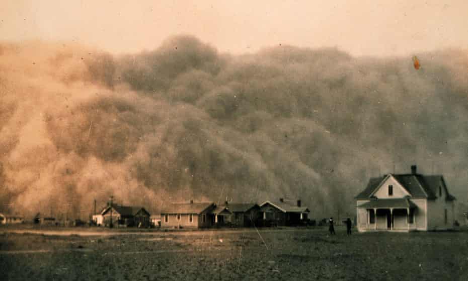 File photo from 18 April 1935 shows a dust storm approaching Stratford, in Texas, US.