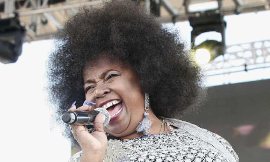 Betty Wright performing in 2017.