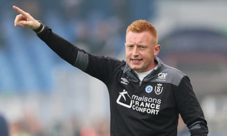 Tem 30 anos, aprendeu no Football Manager e o Reims paga €25 mil de multa  por cada jogo com ele no banco na Ligue 1: quem é Will Still?