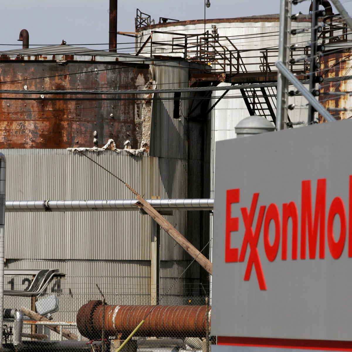 Oil firm bosses' pay 'incentivises them to undermine climate action' | Greenhouse gas emissions | The Guardian