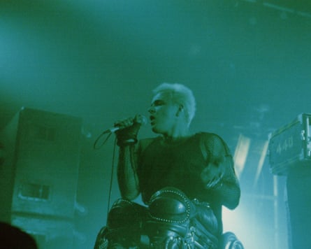 Mik Scarlet sings onstage