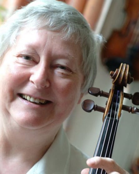 As a violinist herself, Sheila Nelson played with the Royal Philharmonic Orchestra and leading chamber orchestras