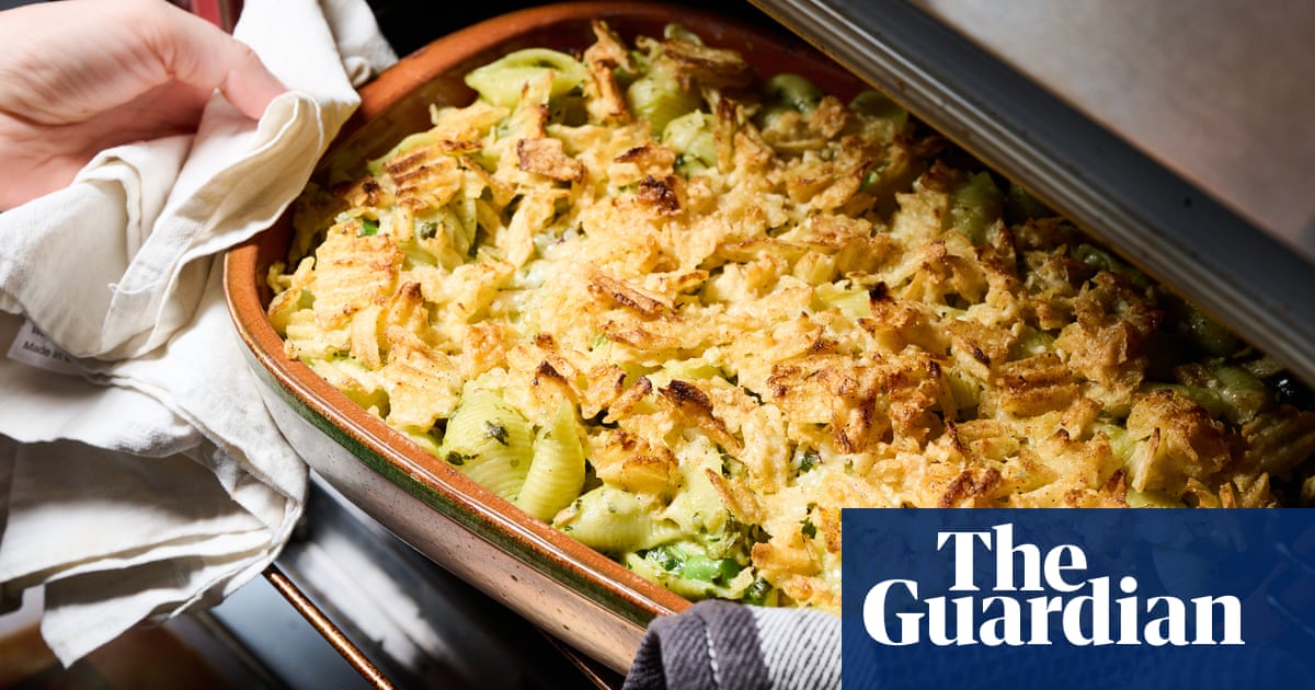 Alice Zaslavsky's crisp-topped tuna nicoise mornay (tuna pasta bake) recipe