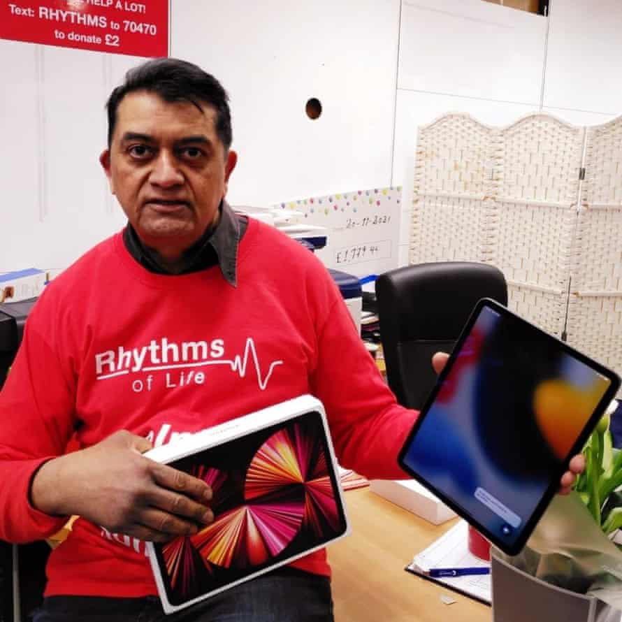 Faris with his new iPad
