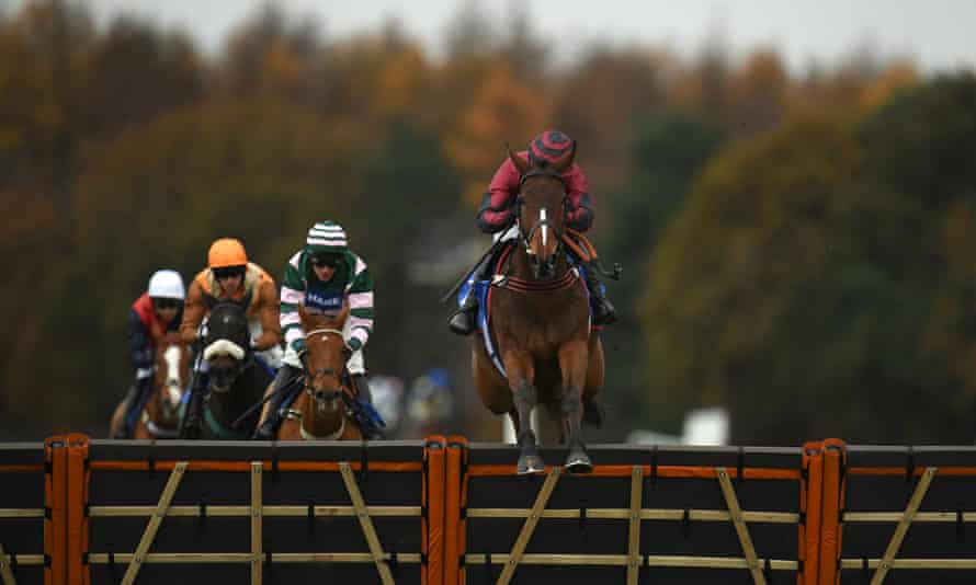 Eclair Surf (right) made it into the field late, but will set off among the favourites.