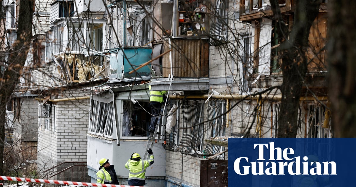 Ukrainian cities lose power in winter weather after deadly Russian attacks