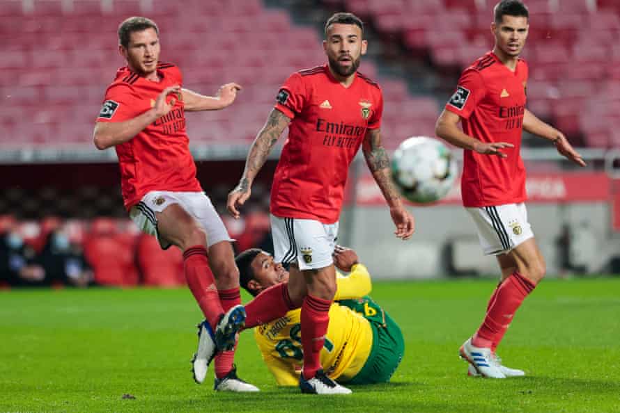 Benfica’s Jan Vertonghen and Nicolás Otamendi in action against Paços de Ferreira.