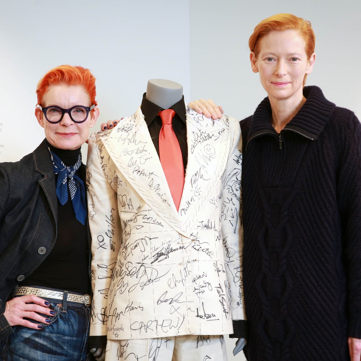 It Made The Oscars Fun Signature Laden Suit Goes On Show Before Auction Fashion The Guardian It Made The Oscars Fun Signature Laden Suit Goes On Show Before Auction Fashion The Guardian