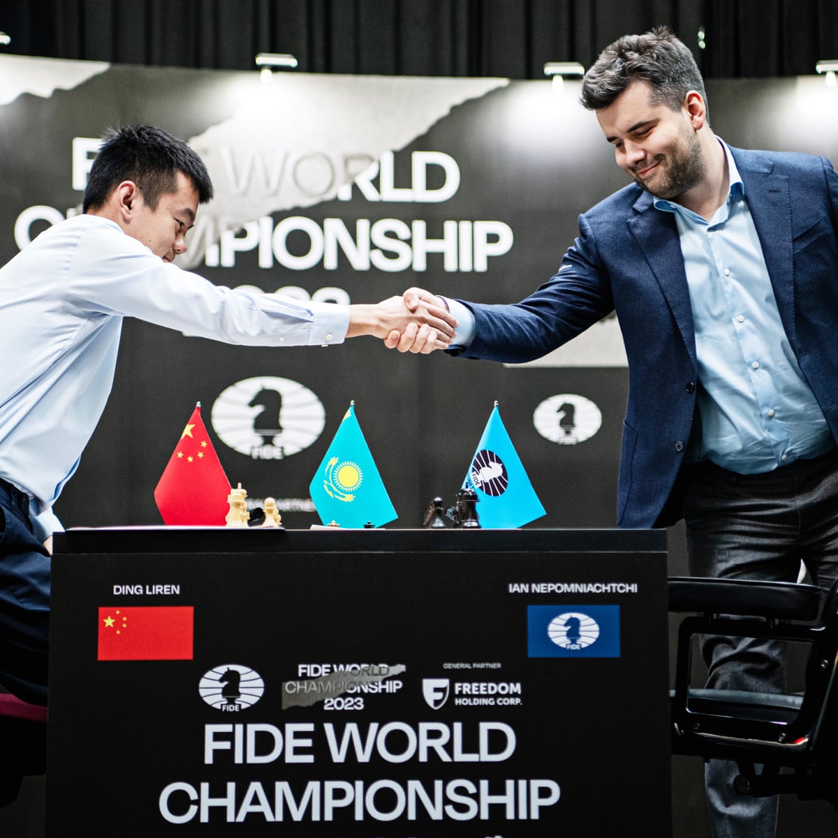 China's Ding Liren Crushes World Chess Champion Magnus Carlsen with a 2-move checkmate threat!