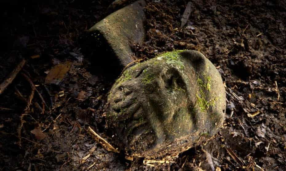 Archaeologists in Honduras have found dozens of artifacts at a site where they believe twin cities stood. Photograph: Dave Yoder/National Geographic