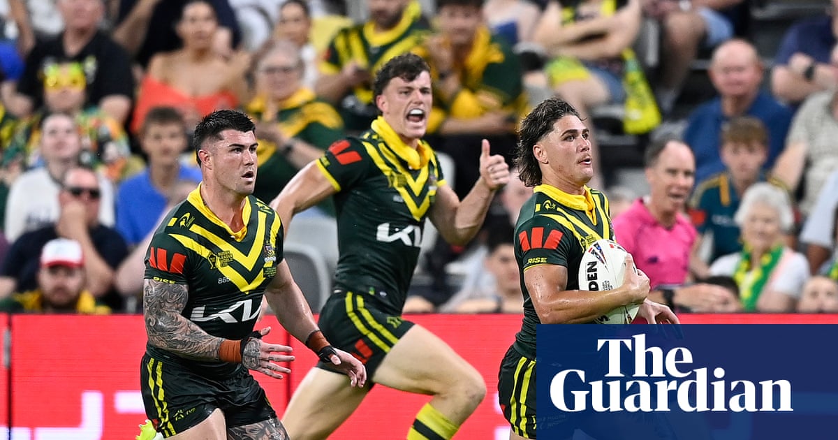 Reece Walsh fires clunky Australia to Rugby League World Cup win against Cook Islands