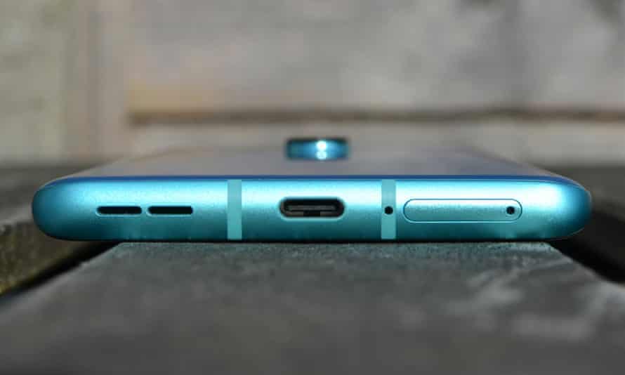 Oneplus 8 Pro Review The Samsung Killer Smartphones The Guardian