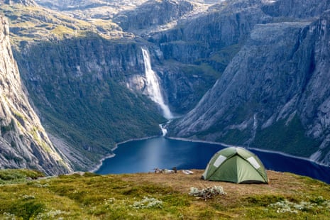 Wild camping at Ringedalsvatnet, Norway