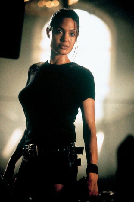 Angelina Jolie in Lara Croft: Tomb Raider (2001).