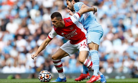 Granit Xhaka playing against Manchester City