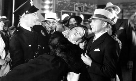 Mary Carlisle as a damsel in distress in the 1934 B movie Murder in the Private Car.