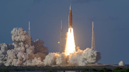 Artemis II lifting off