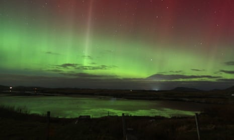 at tilføje betale sig Bevægelse Northern lights dazzle across Scotland, Ireland and south through England |  UK weather | The Guardian
