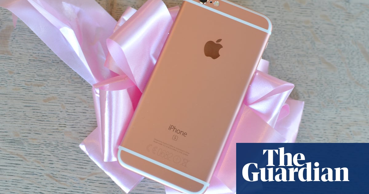 How Pink Is The New Rose Gold Iphone 6s Technology The Guardian