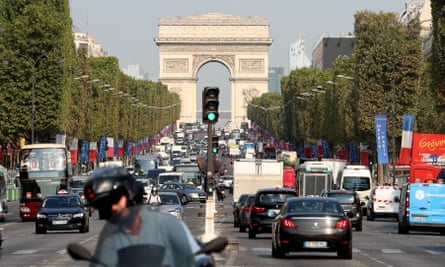 Traffic on the Champs-Élysées in Paris, France.