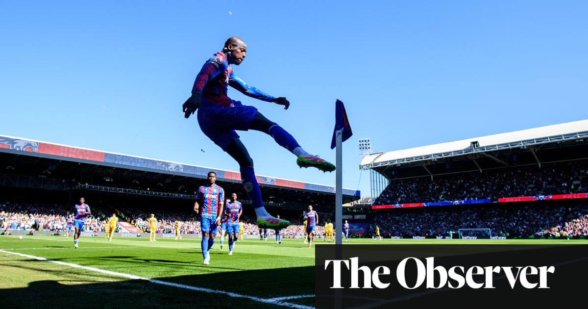 Nine-man Crystal Palace savour rare double over Brighton after chaotic win Nine-man Crystal Palace savour rare double over Brighton after chaotic win