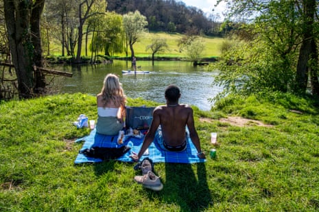 Oli and Ashlyn with picnic