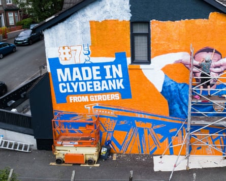 A mural with orange background.
