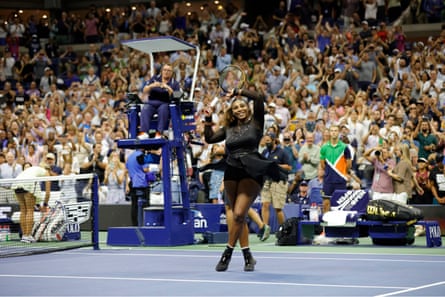 Serena Williams salutes the crowd after defeating Anett Kontaveit
