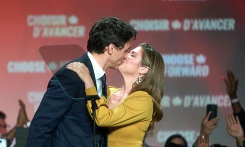 Pictures Of Swooning Ivanka Trump And Justin Trudeau Go Viral Social Media The Guardian Pictures Of Swooning Ivanka Trump And Justin Trudeau Go Viral Social Media The Guardian