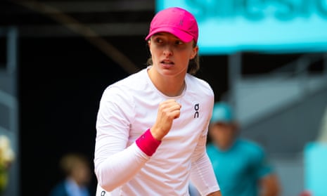 Iga Swiatek took just 70 minutes to defeat Madison Keys in a one-sided semi-final.