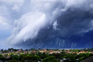 A shelf cloud forming over Sydney, Australia, on November 6, 2015. The poster on Twitter described it as a “cloud-tsunami”.
