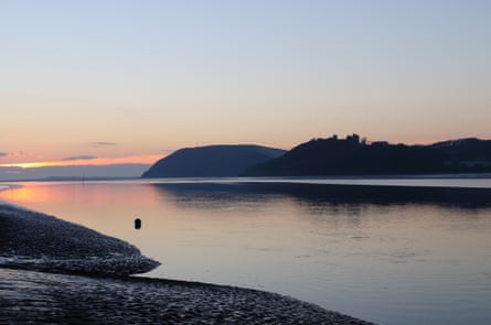 ويلز على القضبان: إجازة خالية من السيارات في كارماوثن شاير ويلز على القضبان: إجازة خالية من السيارات في كارماوثن شاير