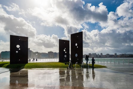 Sculpture on a showery day by the coast